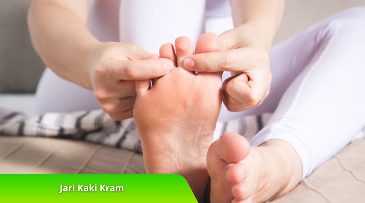 Penyebab Jari Kaki Kram di Malam Hari dan Cara Mencegahnya